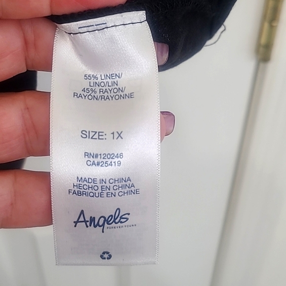 Angels Forever Young Black V-Neck Tank Top, 1X - Picture 11 of 12
